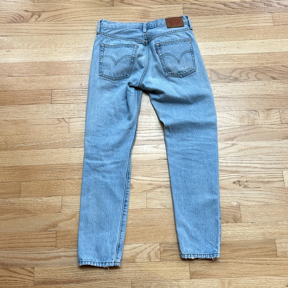 Levi’s 501T Jeans - Picture 6 of 10
